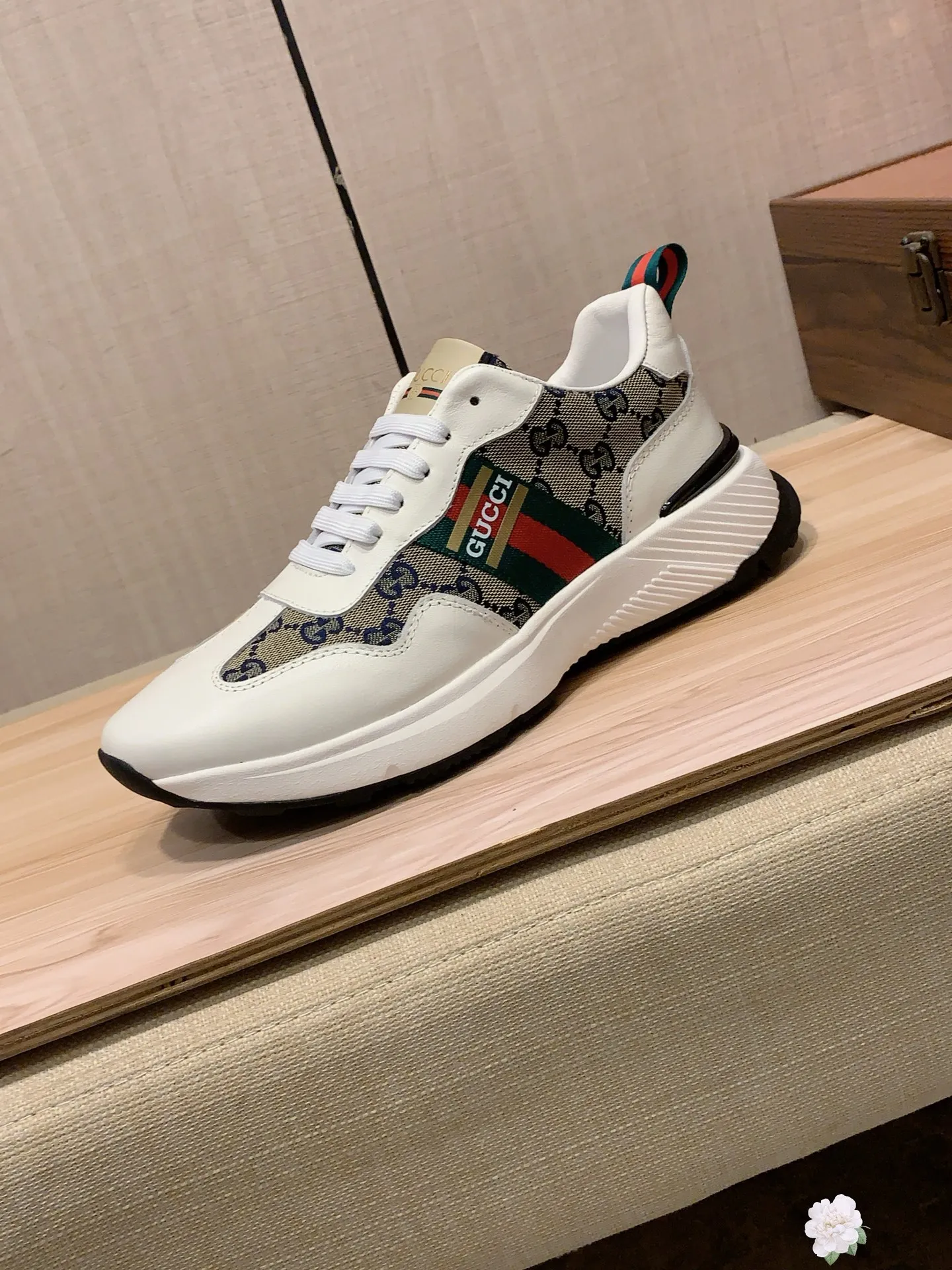 Men's men's shoes💰460💰💰🎩🎩[Lightning][Lightning] "Gucci*" The latest • popular casual shoes, top brand [seduce] luxury ~ purchasing agency, top ~ quality. [Strong] The upper is made of imported breathable cowhide with woven material ➕ breathable sheepskin feet (•) and fine workmanship. The original stylish and stylish soft rubber wear-resistant and non-slip outsole is light and comfortable on the feet. The real thing looks better when photographed. 010: Size: 38-44, 4️⃣ colors selected